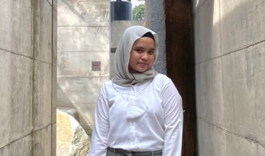 Ghina Larissa Indra Putri