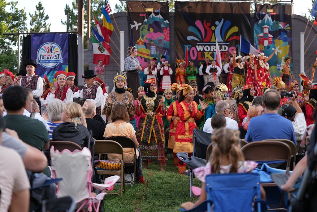 Opening - World Folkfest